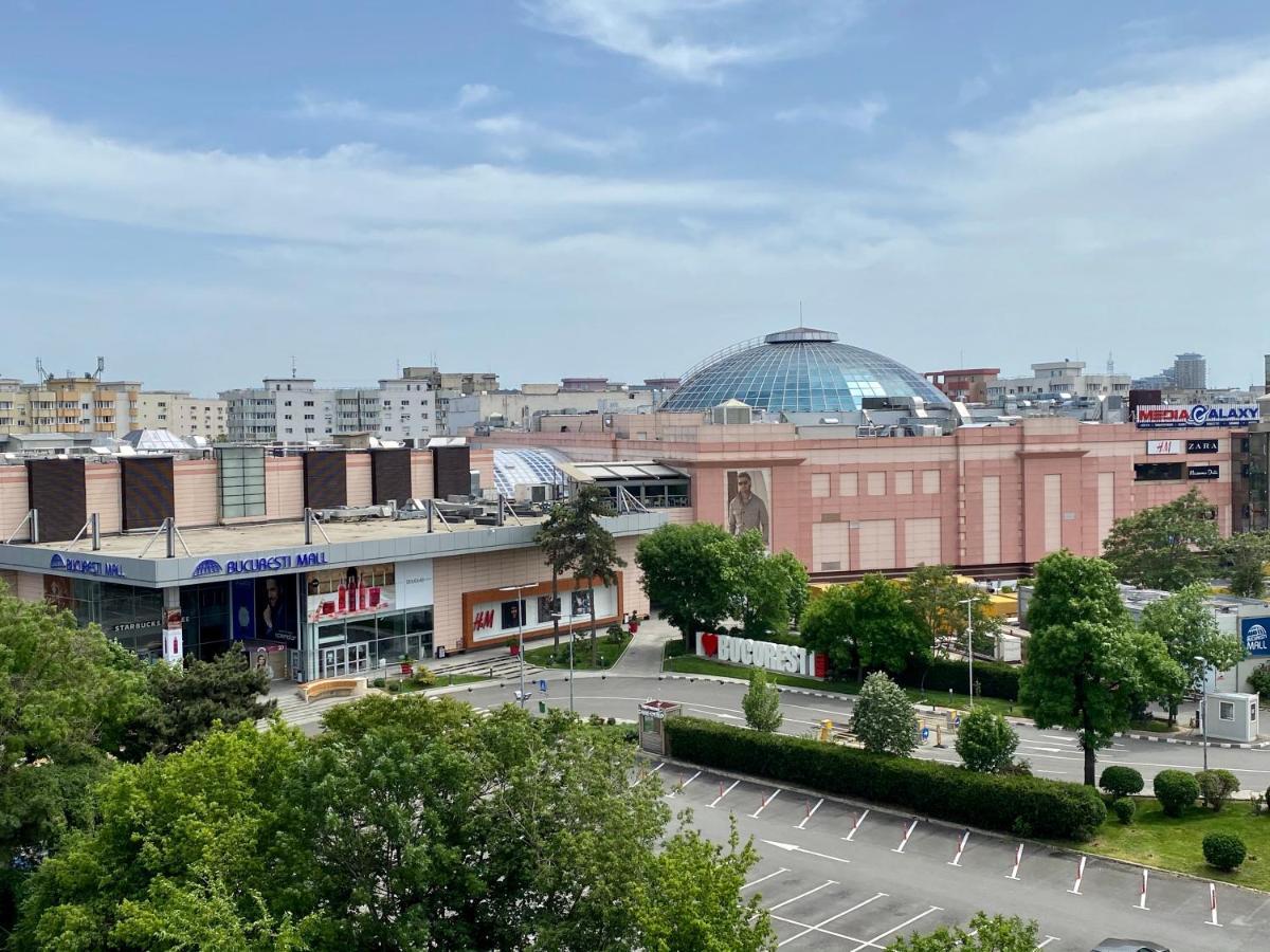 Bucharest Mall Studio Buitenkant foto